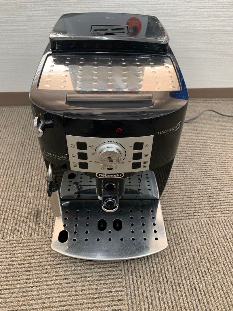 DeLonghi Magnifica S コーヒーメーカー　ECAM22112 デロンギ（DeLonghi） コーヒーメーカー 全自動コーヒーマシン