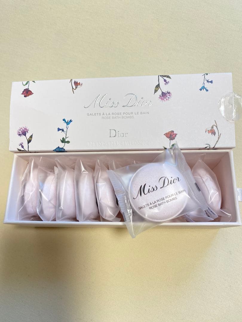 Miss Dior バスボム バスパール 未使用 試供品付 - メルカリ