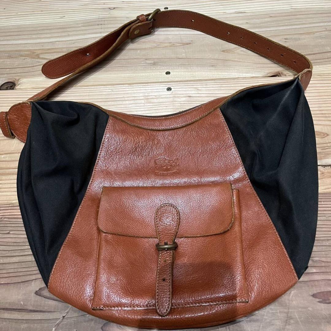 IL BISONTE ショルダーバッグ 斜め掛け ハーフムーン 革 キャンバス