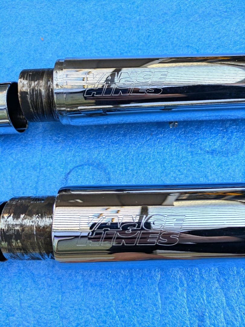 XV1600 マフラー ロードスター Vance & Hines - メルカリ