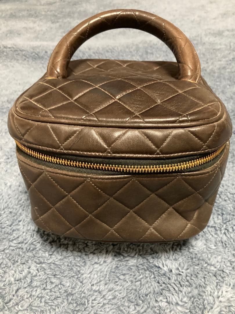 ビンテージ　シャネル　バニティ　ブラウンレザー キルティングバッグ 中古・古着通販】CHANEL (シャネル) キルティングレザーハンドバッグ