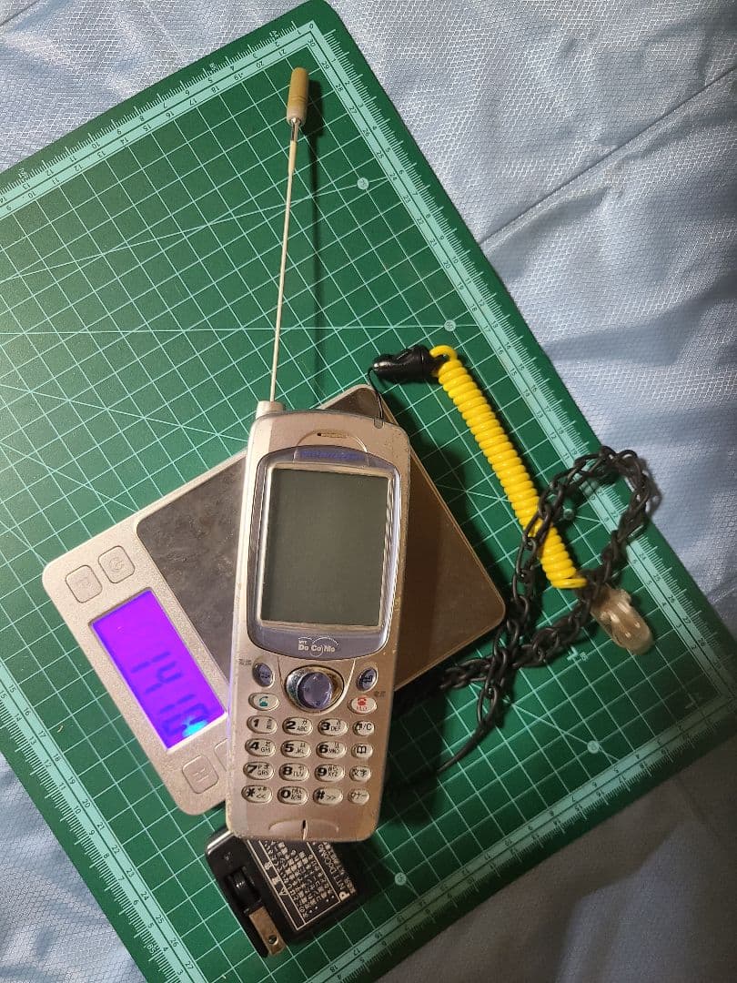 NTTDoKoMo ドコモ モバイルゲット「PAT」希少携帯 - メルカリ