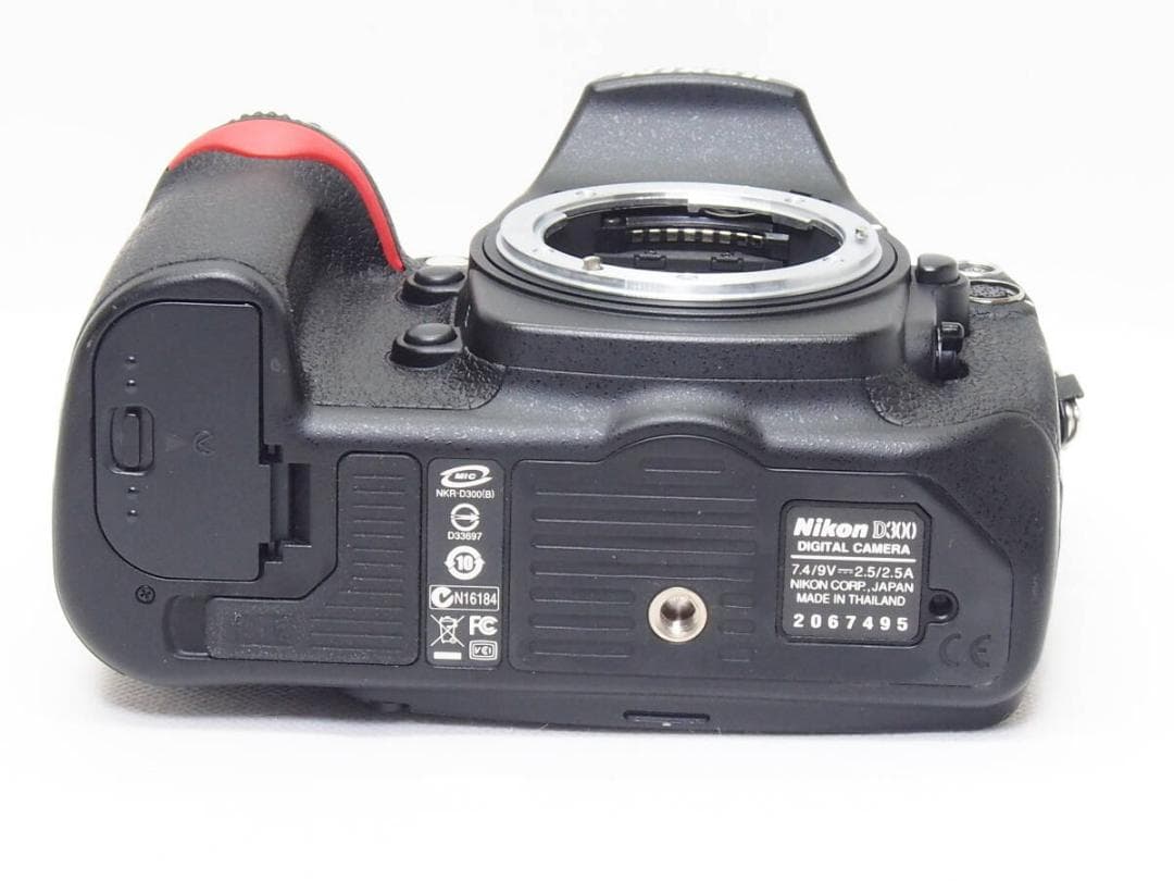 ■美品■ Nikon D300 ボディ《 S数13152回 動作光学良好 》
