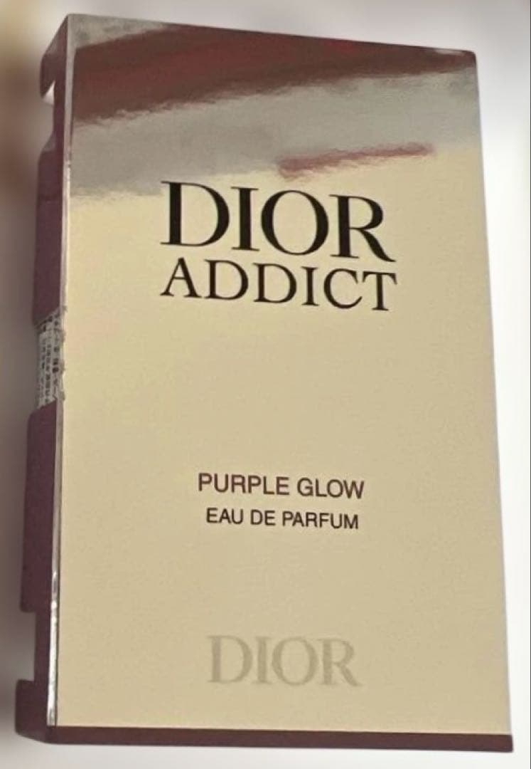 Dior Addict ロージーグロウ 香水 ギフトボックス 新snowサンプル