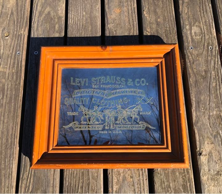 コレクター向け】リーバイス パブミラー 1973年製オリジナル - メルカリ