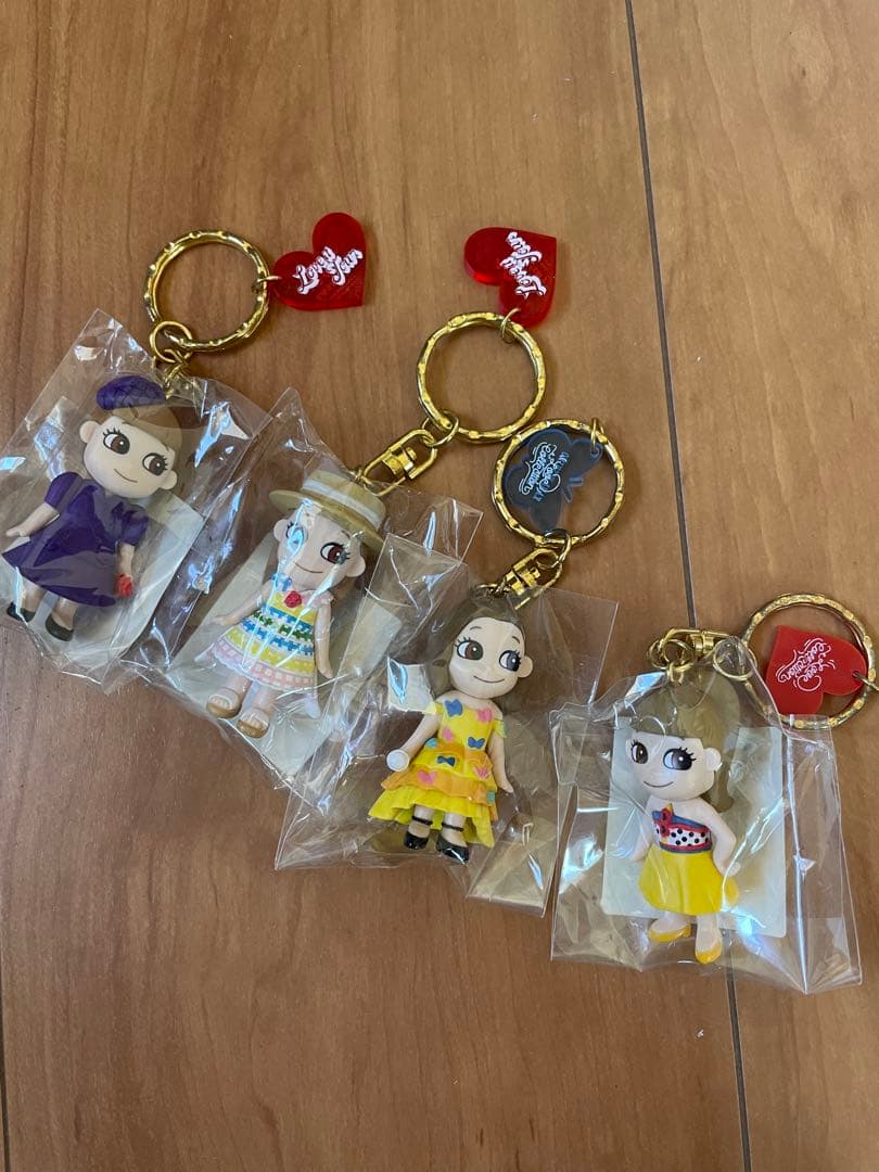 西野カナ　Liveグッズ　マスコットキーホルダー 4個セット 新品未使用 西野カナ マスコットキーホルダーセット Kana Nishino Tour 2025 ver