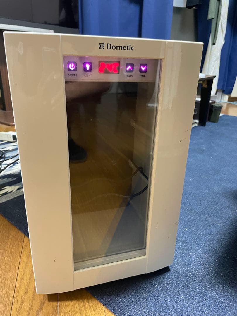 Dometic ワインセラー b1a62d51b2e437e425927e921ac77f
