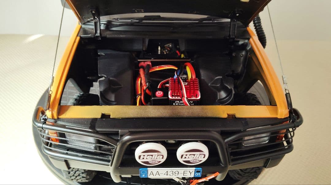 1/10 Land Rover Discovery1 Axial RC4WD - メルカリ