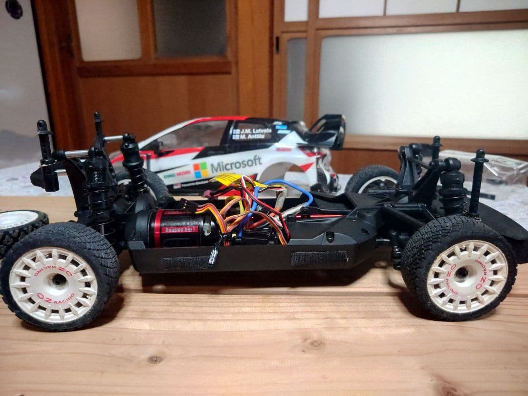 京商 FZ02 ラリーコンバージョンセット装着シャーシ おまけボディ付き