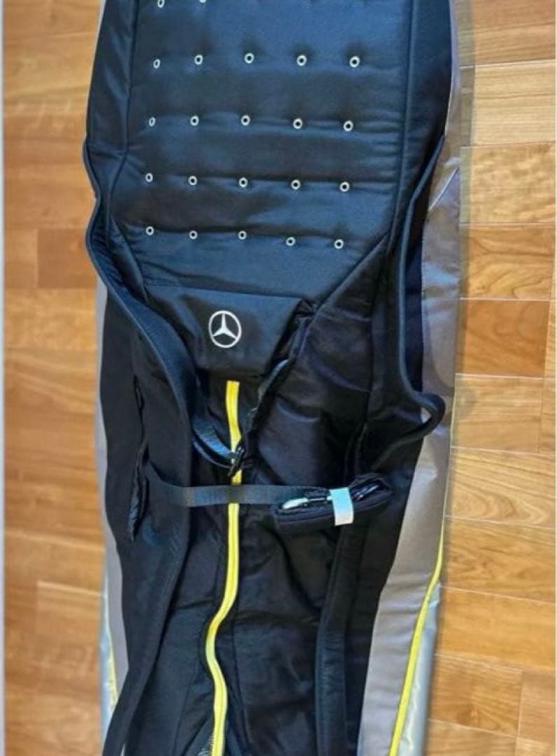 純正・未使用】メルセデス・ベンツ スキー／スノーボードバッグ