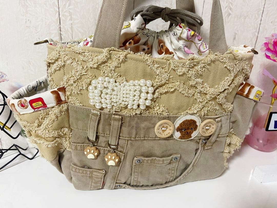 デニムリメイクバックS ベージュフリンジ×わんちゃん - ハンドバッグ