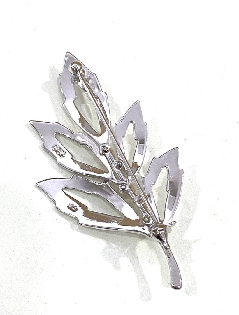 カトタン様 ミキモト リーフ パールブローチ - メルカリ