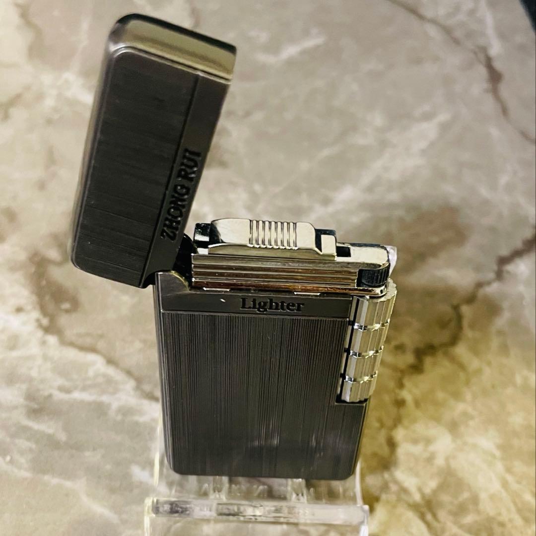 新品】開閉音あり☆デュポン風ガスライター☆ブラック☆渋い！ - メルカリ