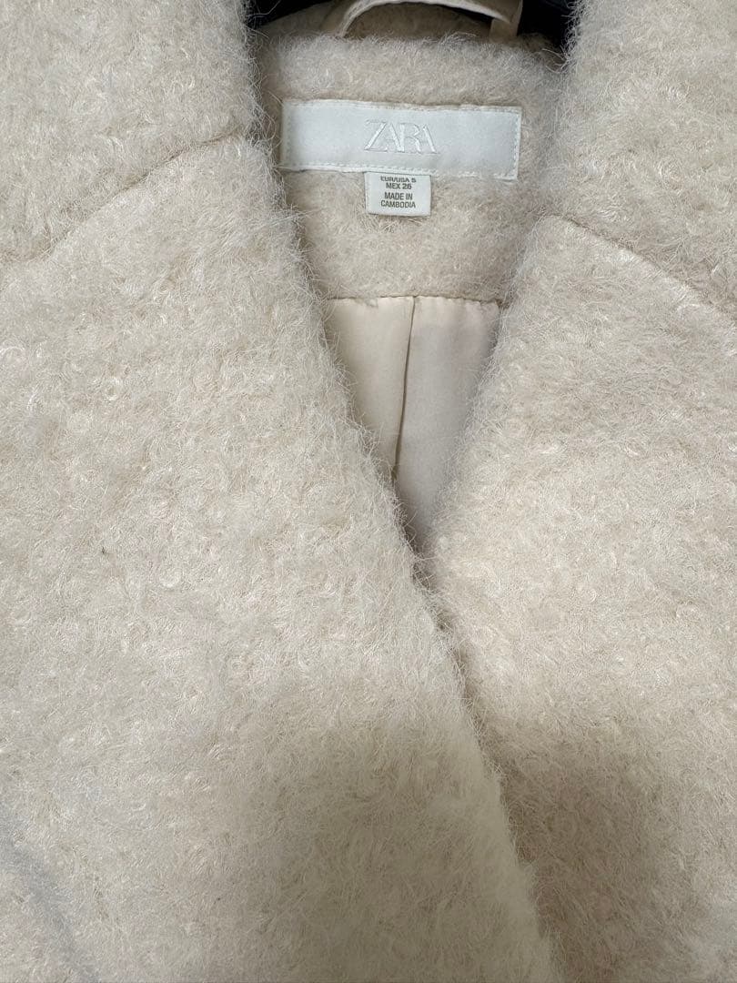 ZARA ブークレダブルブレストミディ丈コート エクリュ - メルカリ