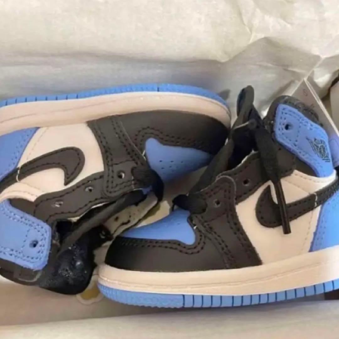 8cm 新品 即日発送 国内正規品 エアジョーダン1 ユニバーシティー