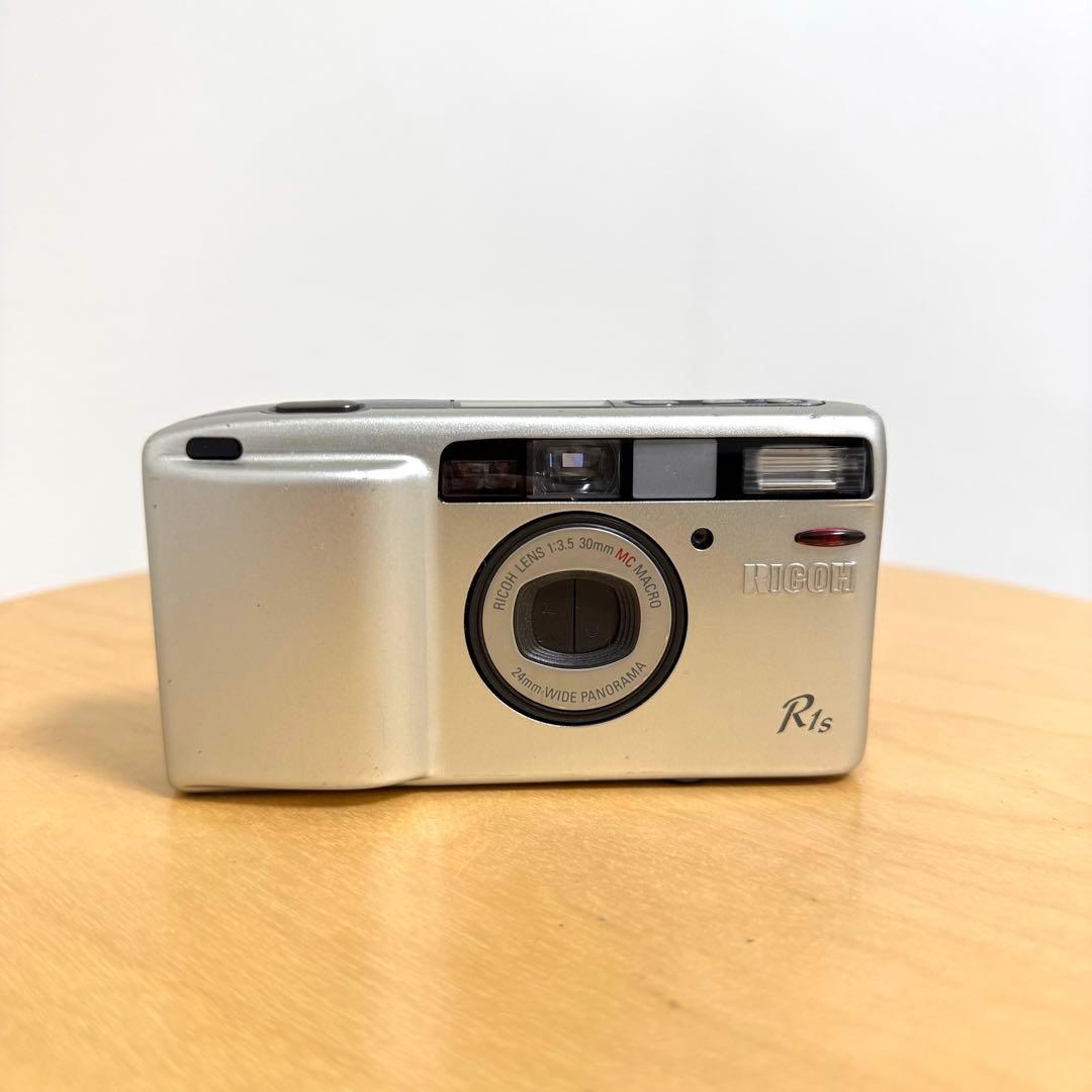 RICOH リコー R1s コンパクト フィルムカメラ - メルカリ