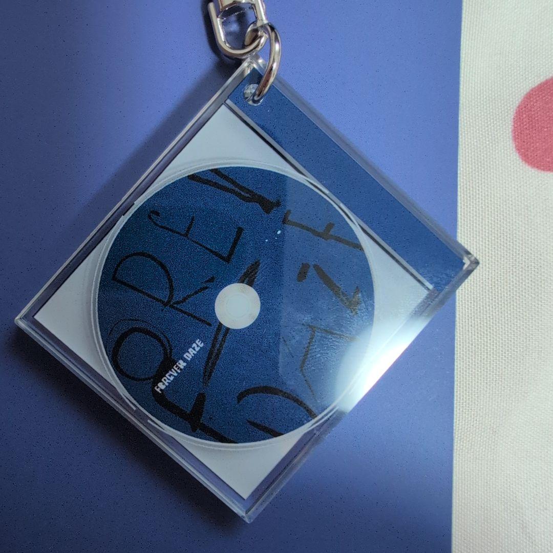 RADWIMPS NFCジャケットキーホルダー FOREVER DAZE 特別展 - メルカリ