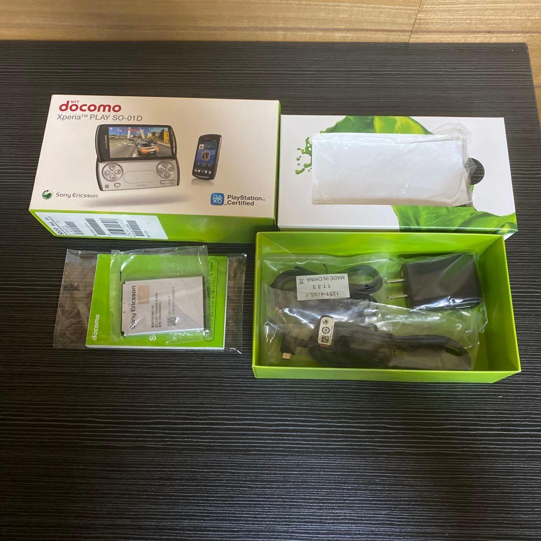 【中古(空箱)】Xperia PLAY SO-01D docomo Black Amazon | Xperia PLAY SO-01D docomo [Black] | スマートフォン本体 通販