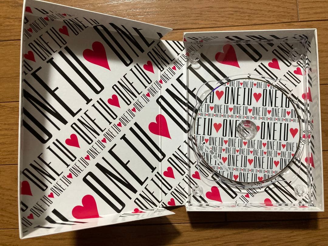 IU ONE～New Year's Gift from IU～ DVD