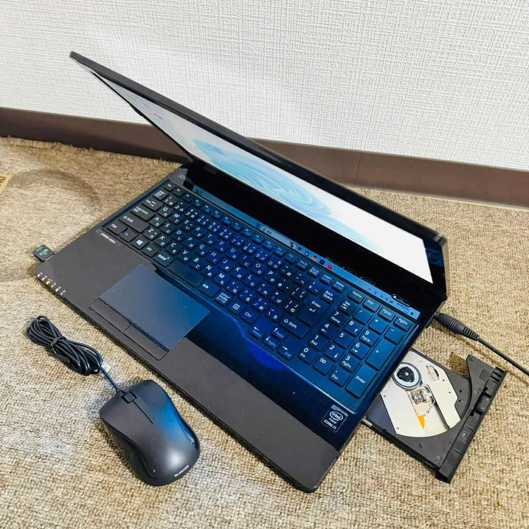 S290 FujitsuノートパソコンWEBカメラ i7メモリ8G高速Win11 - メルカリ