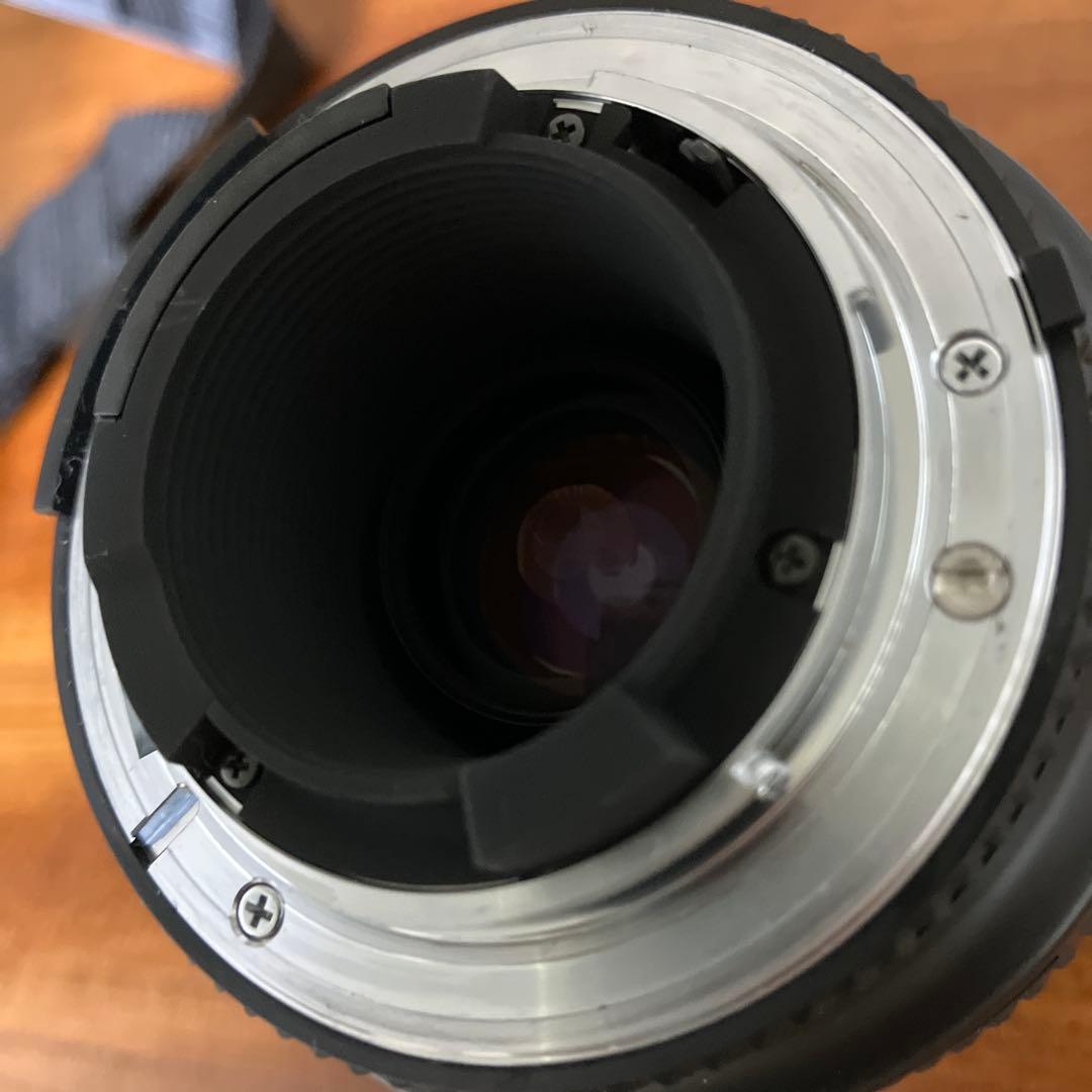 Nikon AF NIKKOR 70-300mm f/4-5.6 ズームレンズ