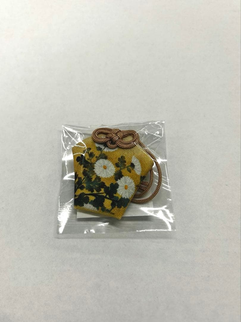 サイレントヒルf お守り キーホルダー 非売品 当たり 千鶴屋 - メルカリ