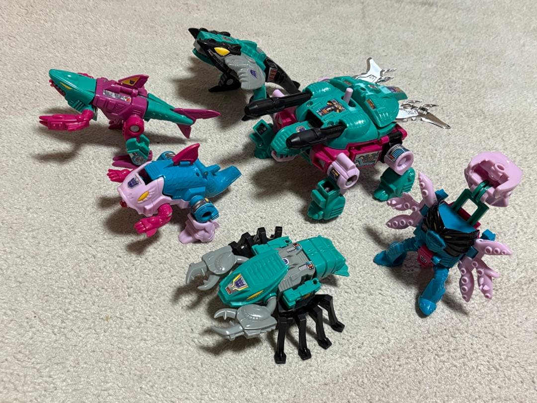 最終値下げ トランスフォーマー ピラナコン 復刻版 - メルカリ