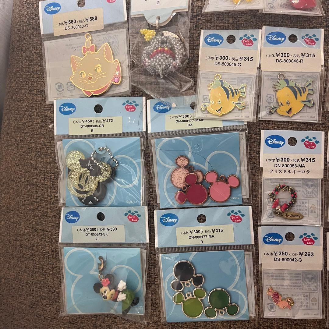ディズニー アクセサリーパーツ チャーム パーツクラブ 36点まとめ売り