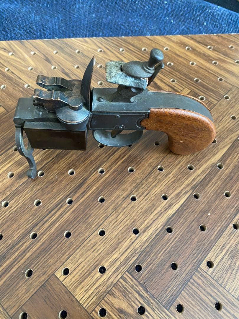 ダンヒル ピストルライター dunhill（ダンヒル） ユニーク パイプフレーム ライター メンズ