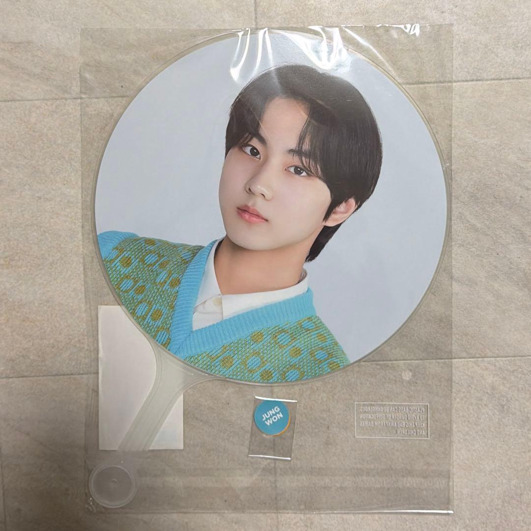 ENHYPEN ジョンウォン en-connect うちわ - メルカリ