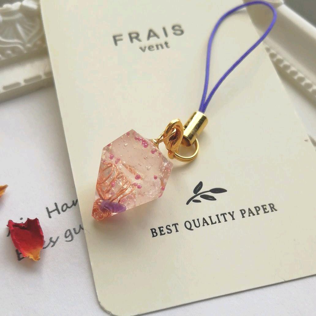 オルゴナイト　ストラップ　アメジスト　水晶　キーホルダー　携帯　レジン　鉱物 org230616-1.jpg