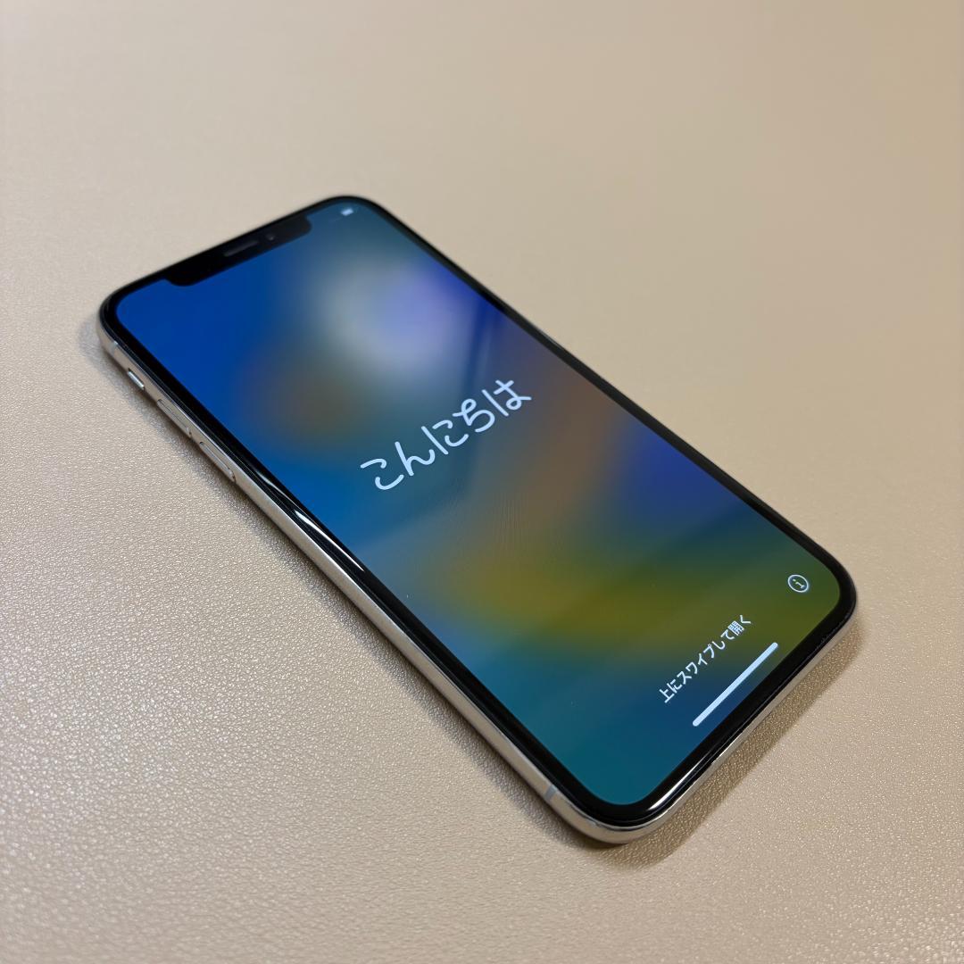 iPhone X シルバー 64GB (SIMロック解除済) Amazon | 【整備済み品】Apple iPhone X 64GB シルバー SIMフリー
