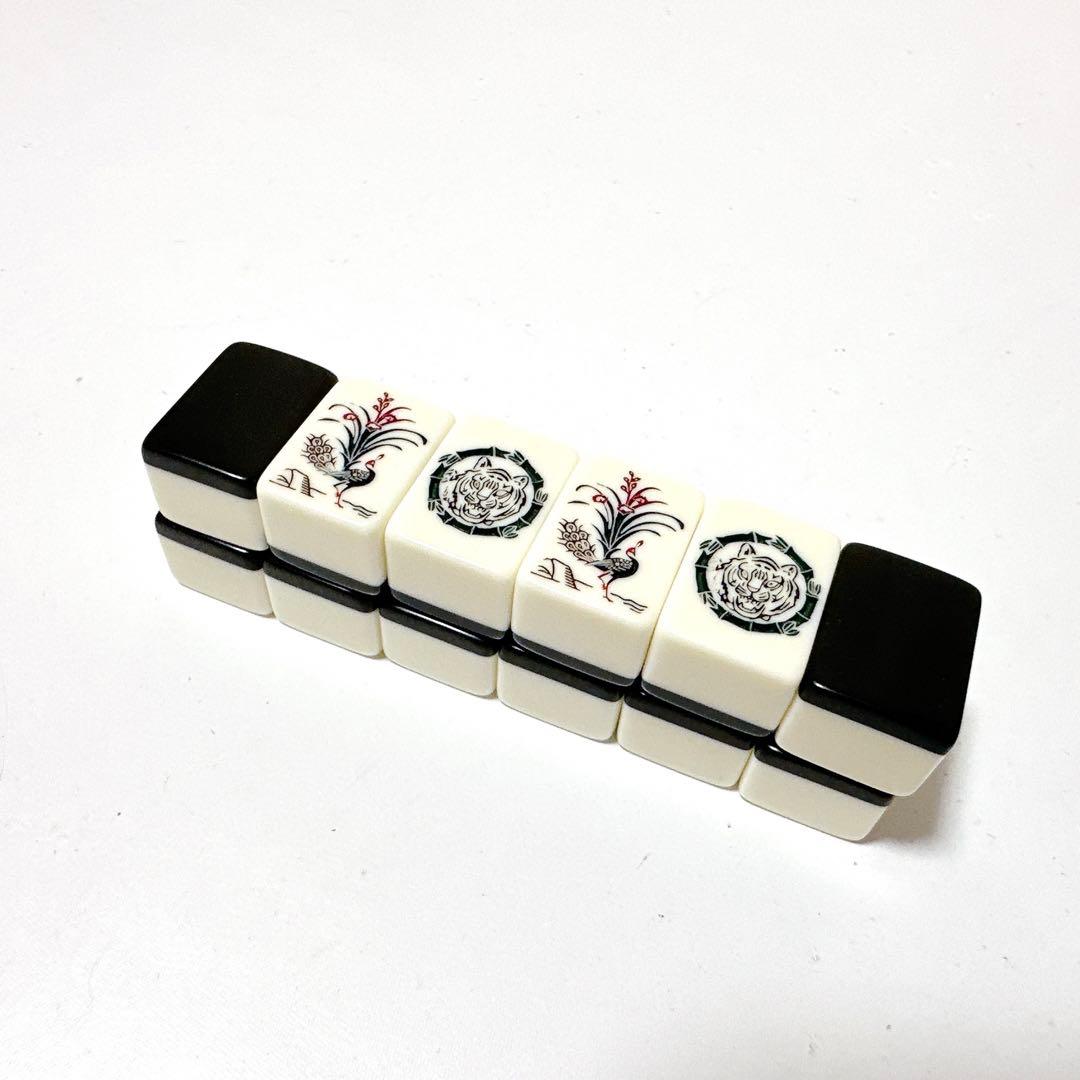 希少 雀鬼 黒虎 昭和レトロ 麻雀牌 背黒 虎牌 - メルカリ