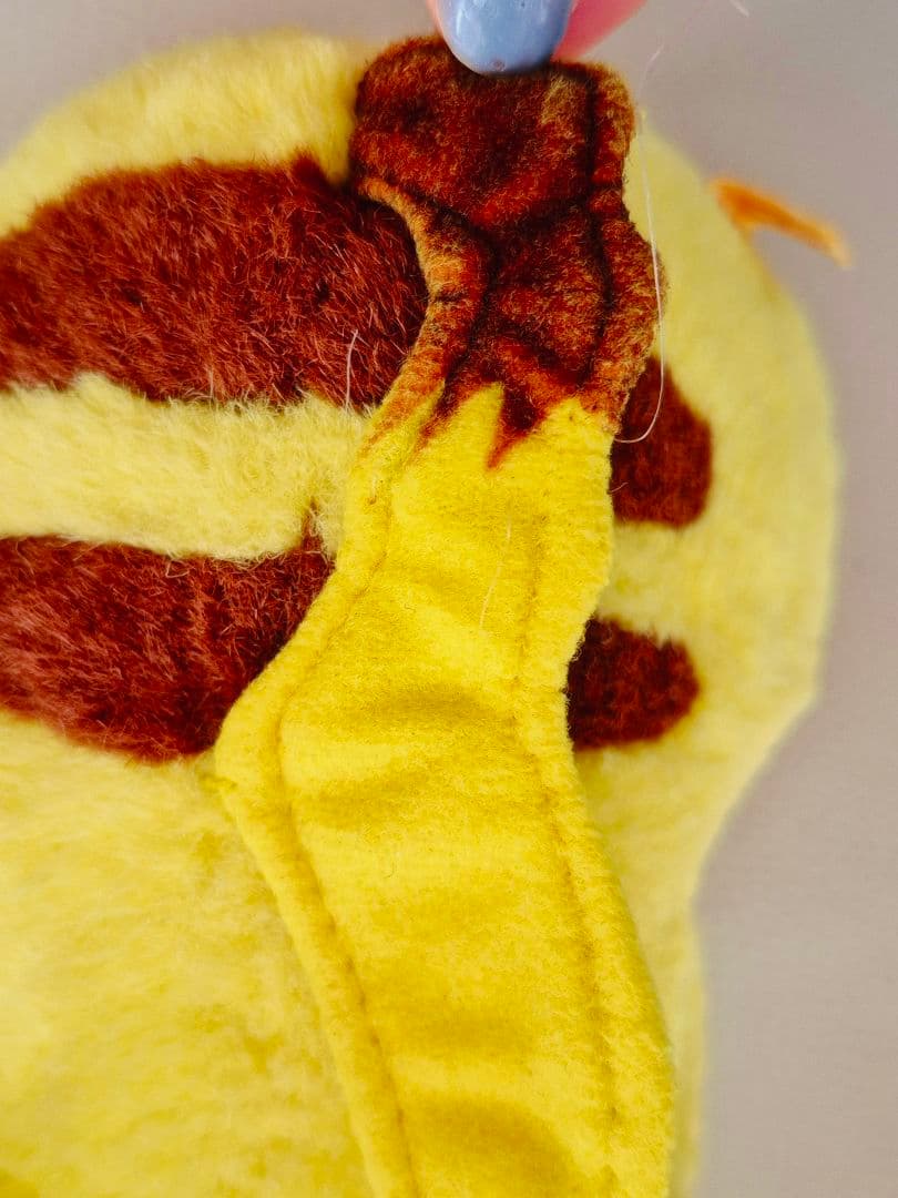 オークション】ポケモン ピカチュウ 初期 初代 レトロ TOMY ぬいぐるみ