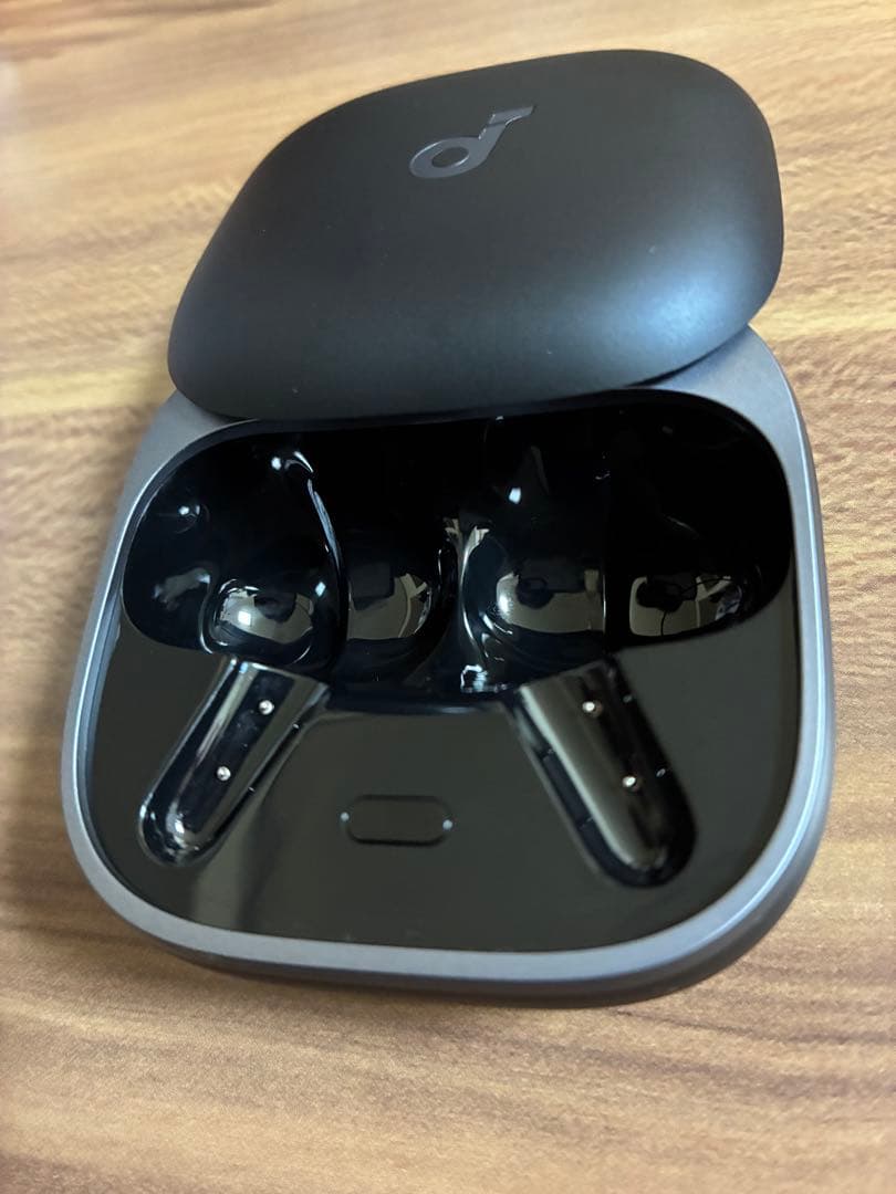 Anker Soundcore Liberty 5 ブラック - メルカリ