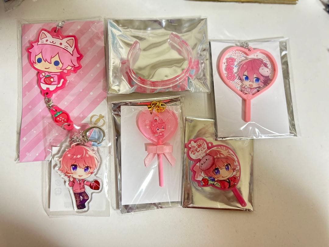 すとぷり さとみくん グッズ6点セット✩.*˚ - メルカリ