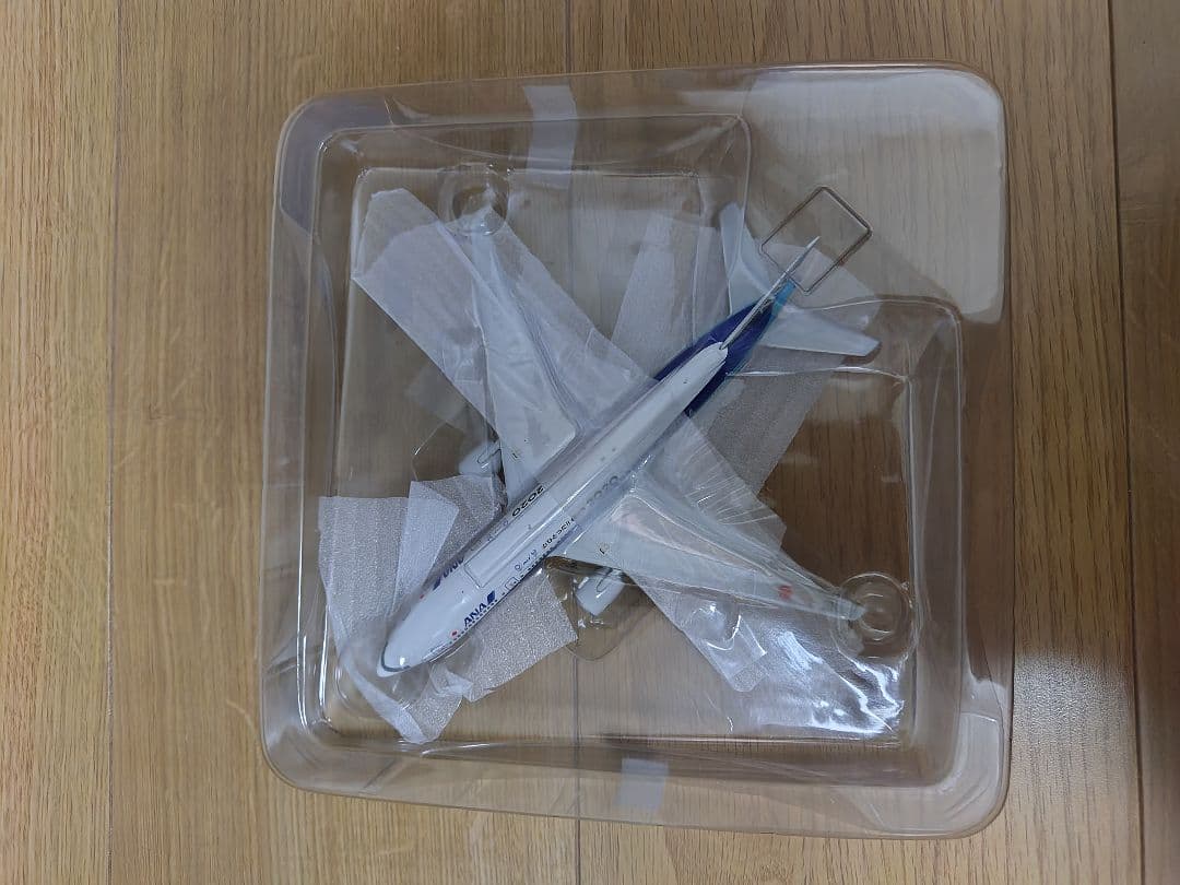 ANA B777-200ER心ひとつに!!行こう2020特装模型 - メルカリ