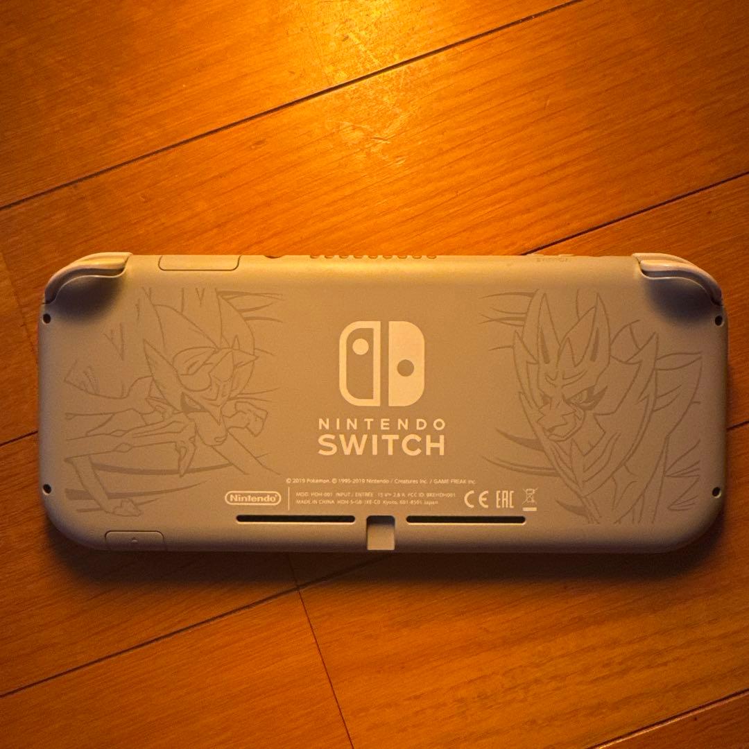 Switchライト ポケモン剣盾シリーズ版 ポケモン剣盾」仕様の「Nintendo Switch Lite ザシアン・ザマゼンタ