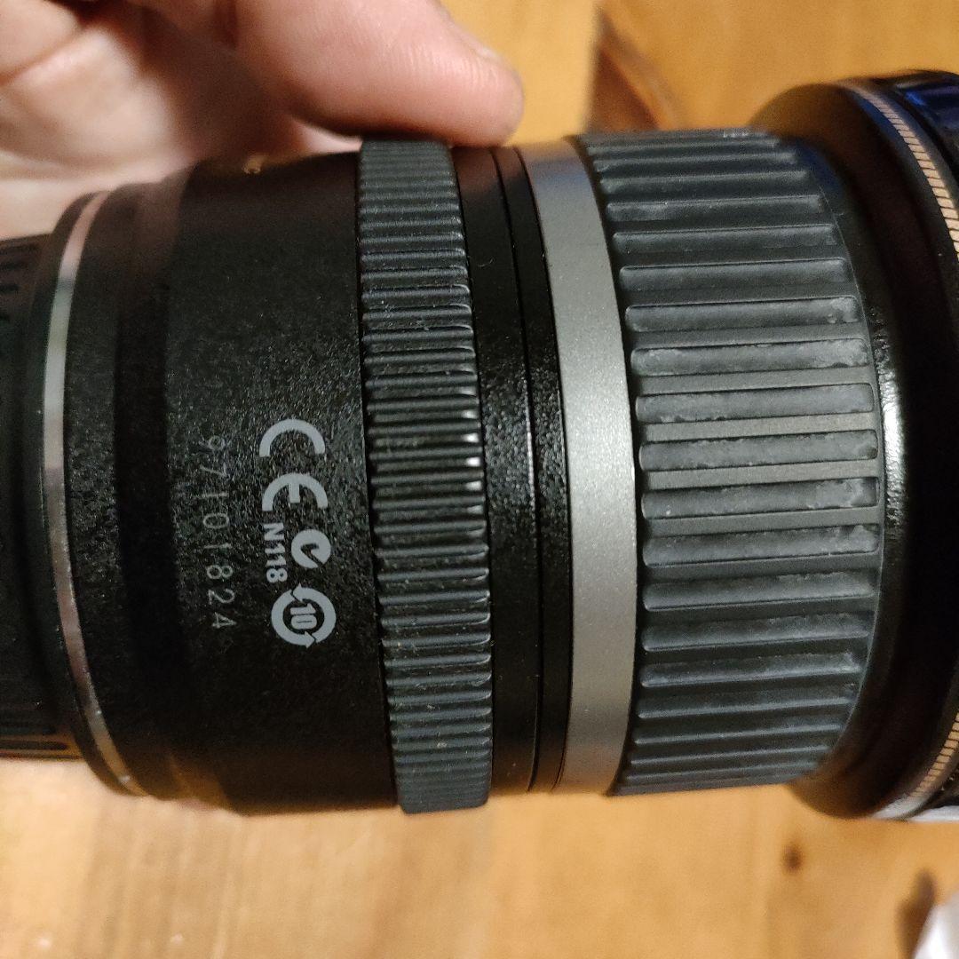 EF-S 10-22mm f/3.5-4.5 ズームレンズ