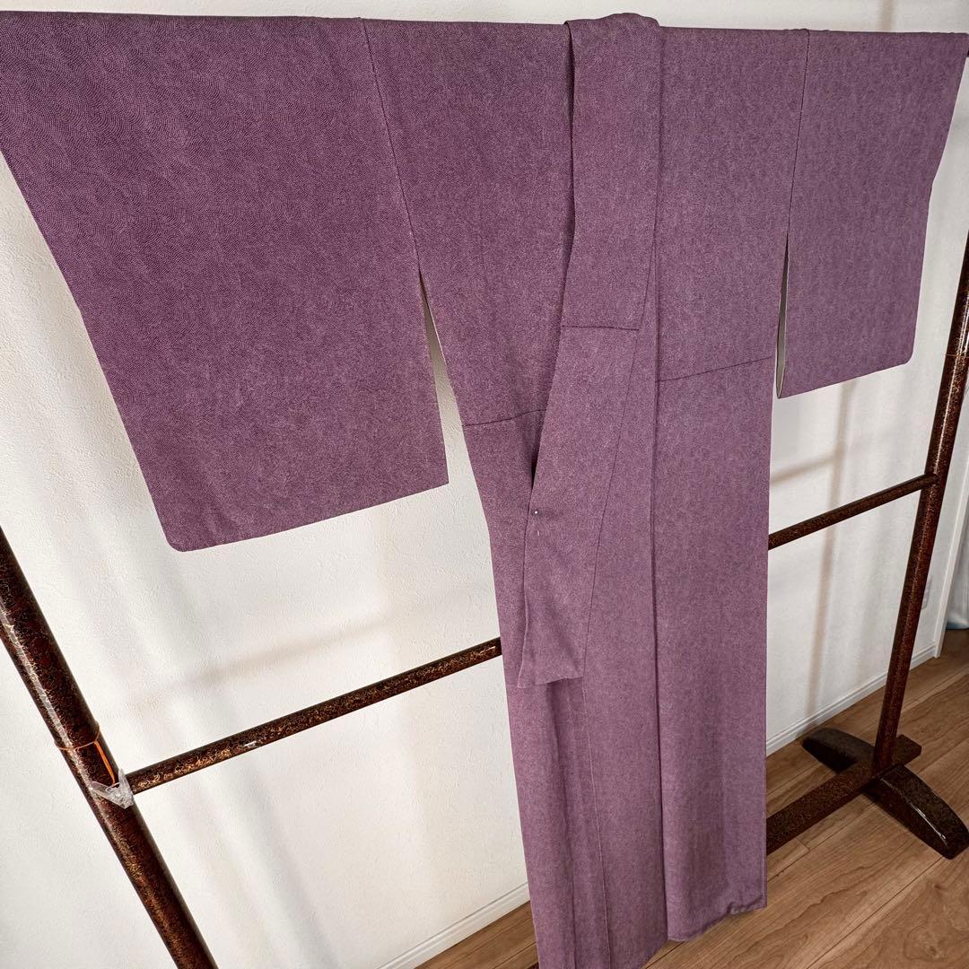 超美品 着物 正絹 袷 小紋 160裄64 江戸小紋 紫 単色 波柄 シンプル