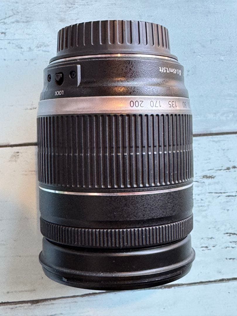 Canon EF-S 18-200mm f/3.5-5.6 IS 中古