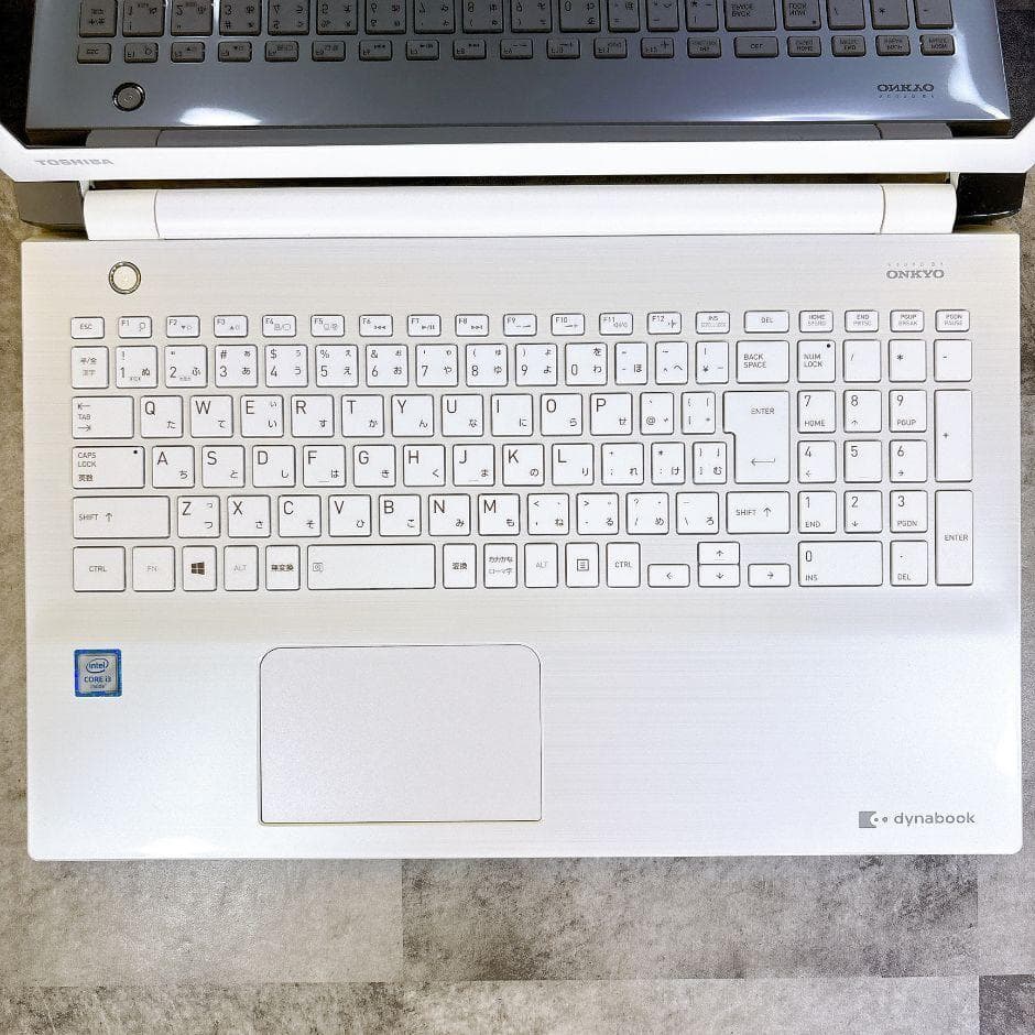 新品SSD480で快適✨きれいな白❣カメラ付 ブルーレイ フルHD薄型Win11