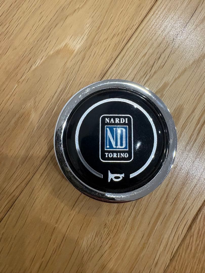 明日まで値下げ！NARDI ステアリング 36φ - メルカリ