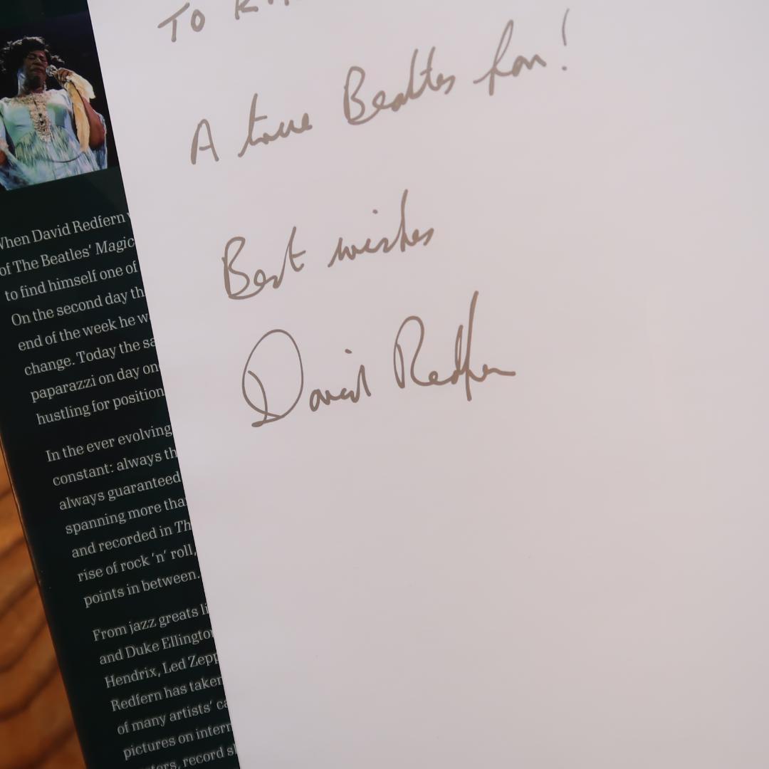 セール！ 希少サイン本　洋書　The Unclosed Eye （写真集）