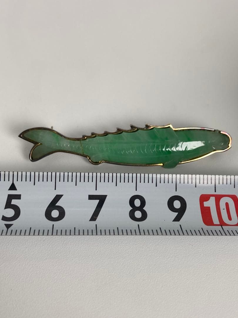翡翠 珍しい鯉型ブローチ K18 silver刻印 8.19g