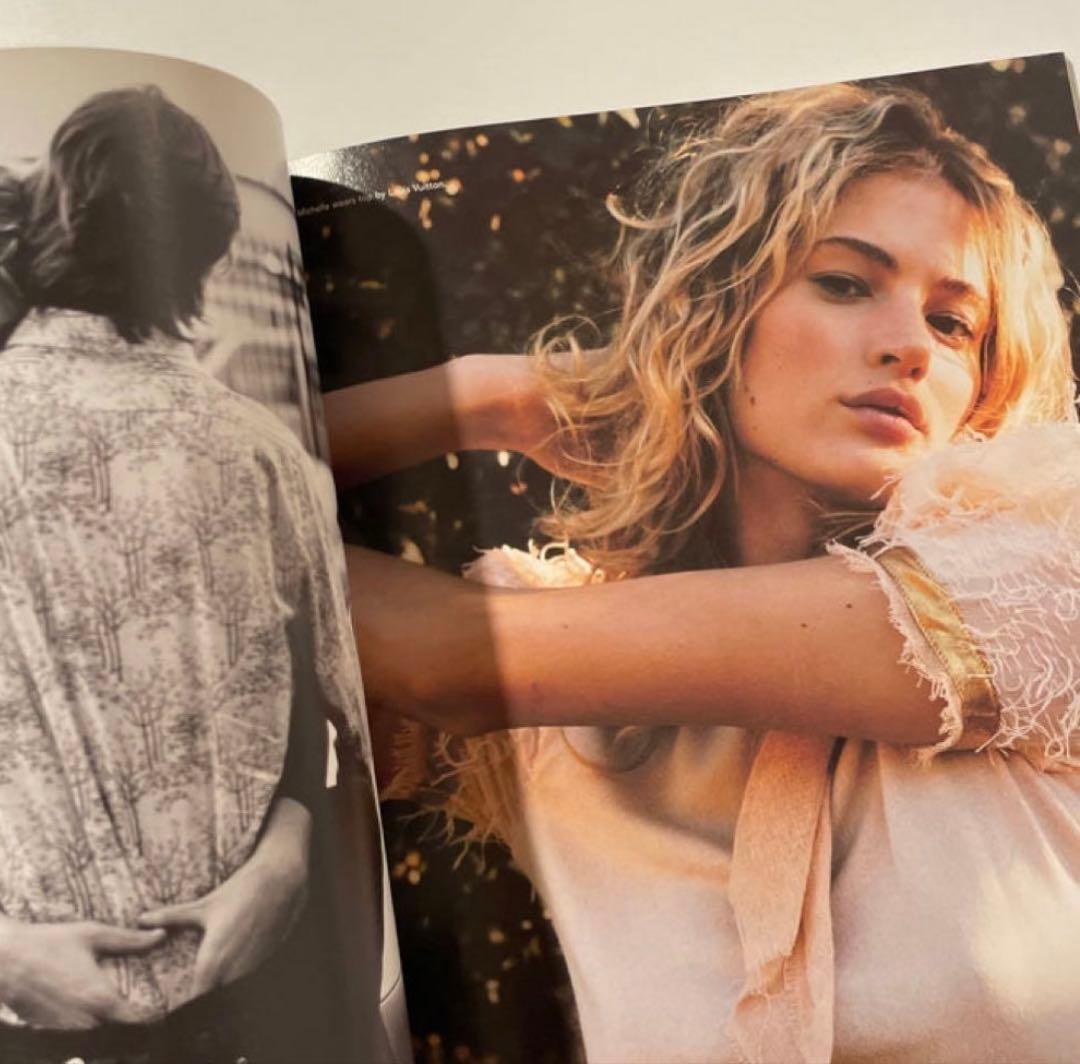 ケイト•モス表紙‼️ i-D Magazine KATE MOSS - メルカリ