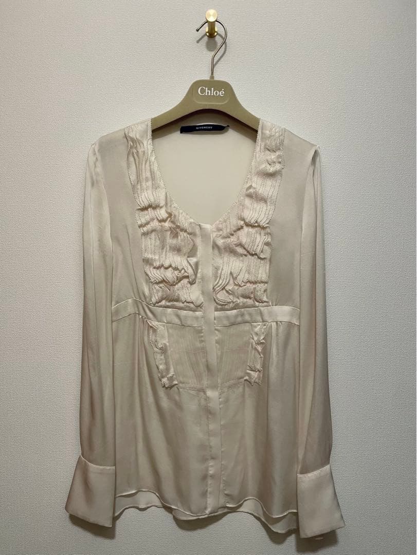 ☆超美品☆Givenchy 胸元のフリルが綺麗な長袖シルクブラウス - メルカリ