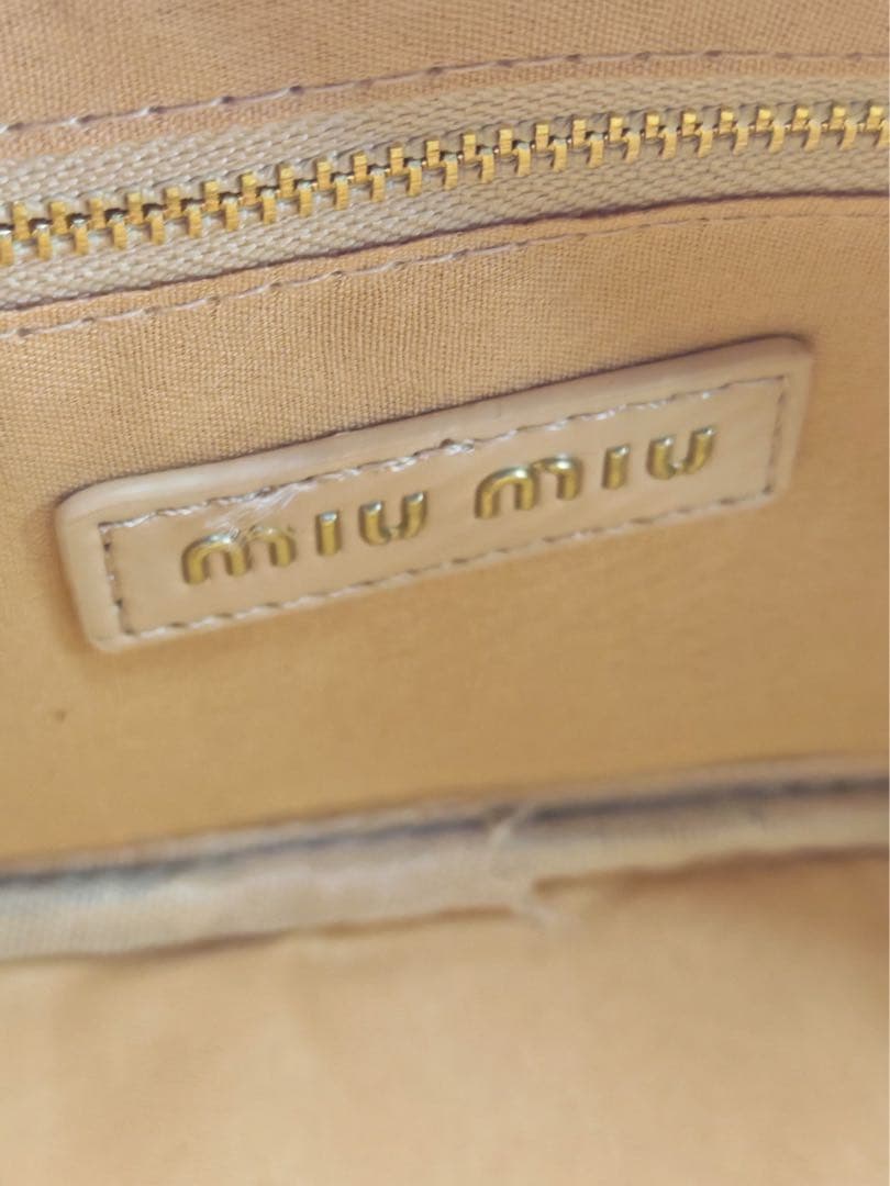 お値下げ】MIU MIU ミニボストン キルティング ベージュ ゴールド金具