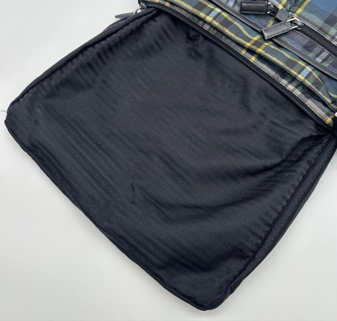 PRADA ショルダーバッグ タータンチェック ナイロン グリーン - メルカリ