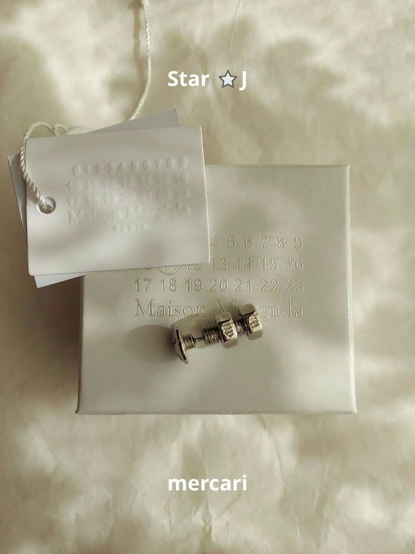 新品・未使用】Maison Margiela ボルト&ナットスクリューピアス - メルカリ